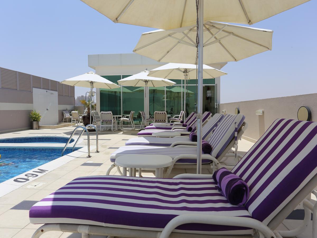 Premier Inn Dubai Silicon Oasis Exteriör bild